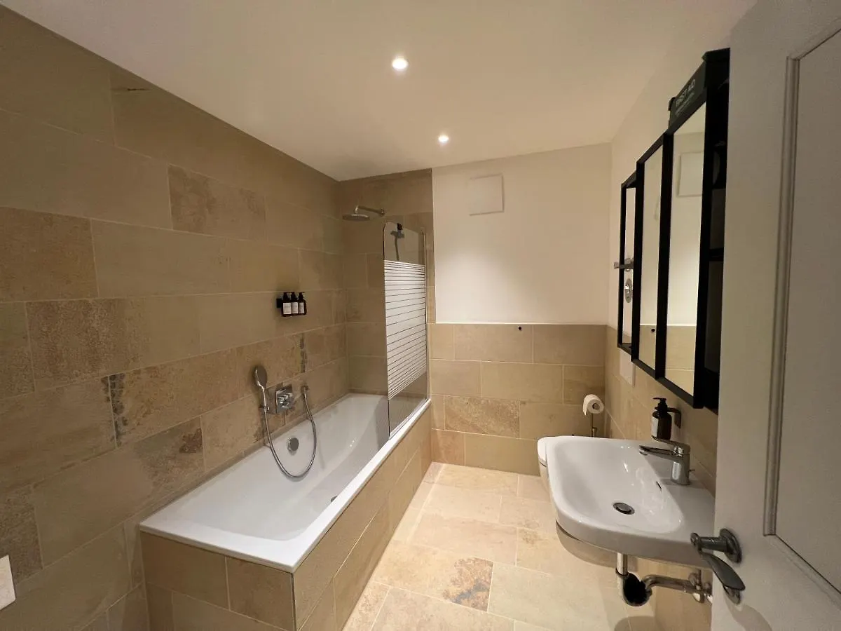 Apartment Ferienwohnung Liboria I Wohnen Im Denkmal Augsburgs